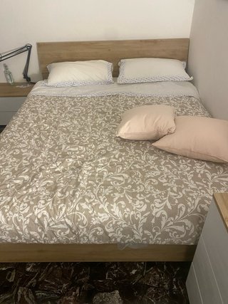 Letto matrimoniale con materasso