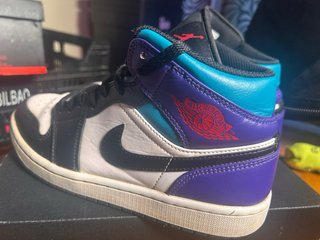 Jordan 1 Mid Morado/Turquesa/Blanco
