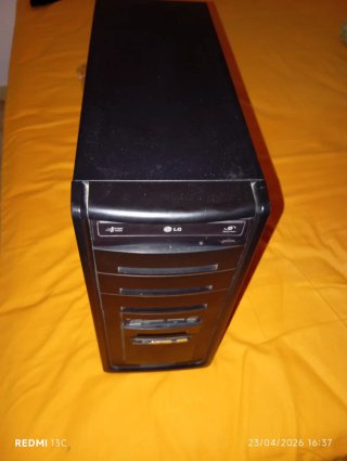 Ordenador de sobremesa LG Negro