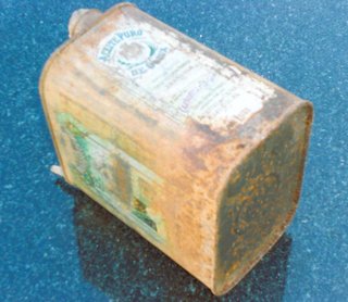 Latas antiguas.
