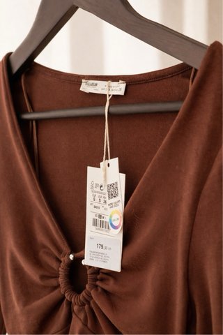 Vestido marrón manga larga talla S con etiqueta