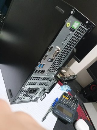 Dell Optiplex i3-8100 4GB RAM 500GB HDD