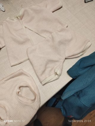 Ropa auténtica de la muneca mi bb original.