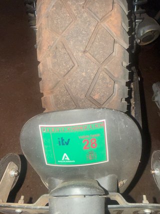 Moto 125cc costom Negra