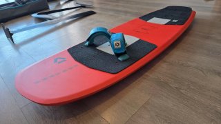 Kitefoil Duotone casi nuevo