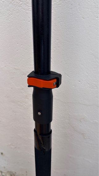 BLACK+DECKER Cortasetos de pértiga 550W. Mod.PH551