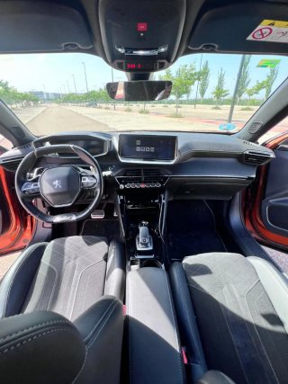 Peugeot 2008 GT 155 AÑO 2020