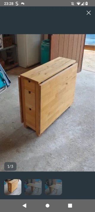 Mesa plegable de madera