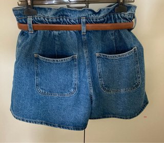 Falda pantalón vaquera con cinturón
