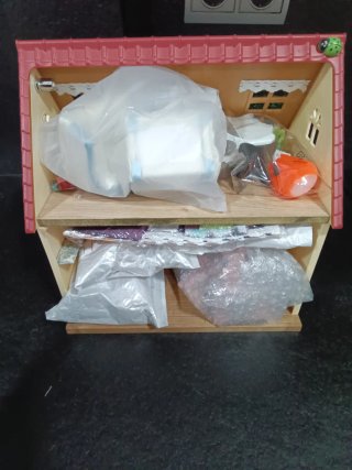 Casita Sylvanian Families con figuras