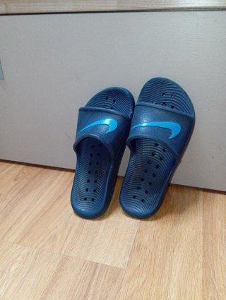 Chanclas Nike niño azul