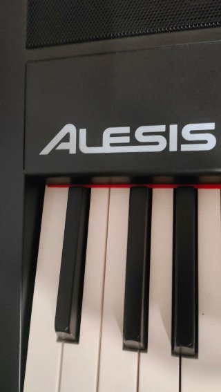 Piano Alesis Recital Pro