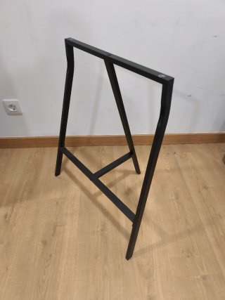 Caballete Ikea Lerberg Negro