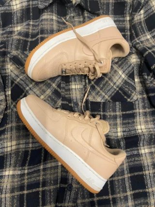 Nike Air Force 1 Beige Talla 40 5