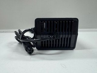 Cargador Batería Negro