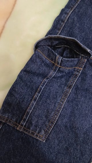 Pantalón vaquero cargo azul