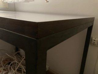 Mesa escritorio vintage patas metálicas