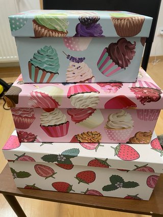Cajas decorativas cupcakes y fresas