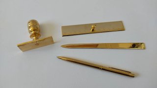 Set da scrivania Delta placcato oro 24K