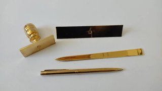 Set da scrivania Delta placcato oro 24K