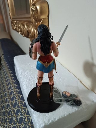 Figura Acción Wonder Woman PVC 19cm de alto.