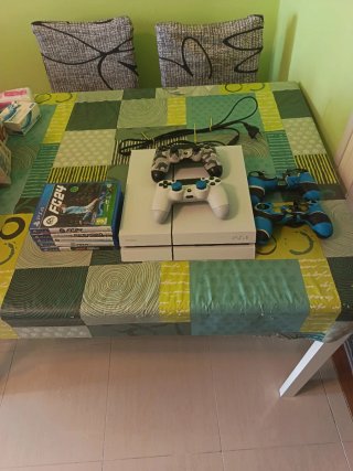 PS4 (PlayStation 4) Bianca Completa