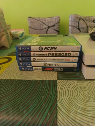PS4 (PlayStation 4) Bianca Completa