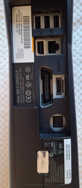 Xbox 360 Slim + Mando Restaurados