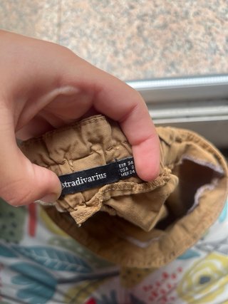 Falda marrón con cinturón