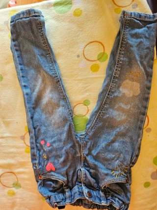 Lote 3 pantalones niña Benetton, Primark 1 año