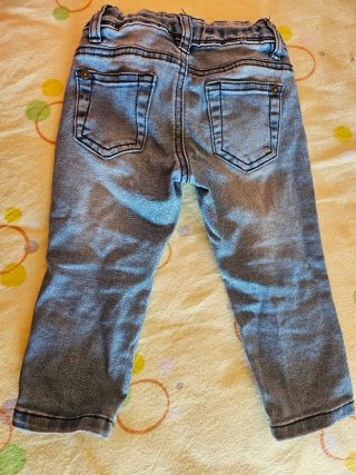 Lote 3 pantalones niña Benetton, Primark 1 año