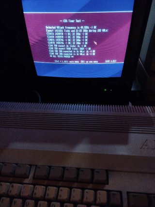 Commodore Amiga 500 con scatola