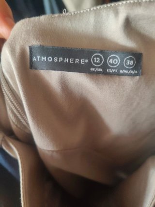 Abito da ufficio beige