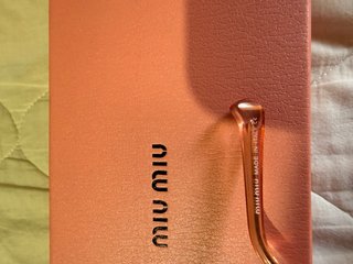 Gafas Miu Miu Doradas y Rosas