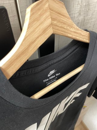 Camiseta Nike negra