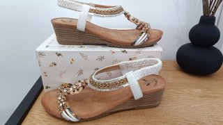 Sandalias