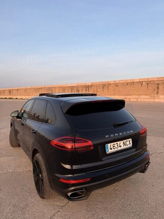 Porsche Cayenne 2016