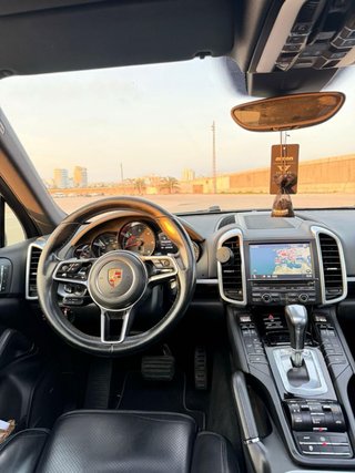 Porsche Cayenne 2016