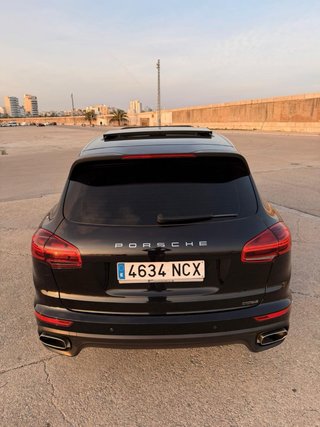 Porsche Cayenne 2016
