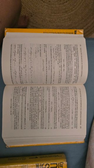 Libros de matemáticas superiores para ingenieros.