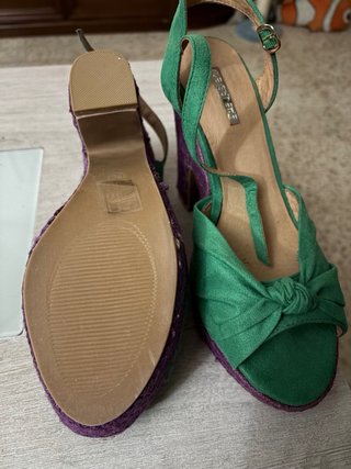 Zapatos La Sposa Talla 38 Verde y Morado