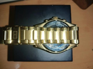 Reloj Tommy Hilfiger Dorado y Blanco