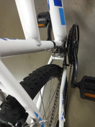 Bicicleta B-Pro Blanca y Azul