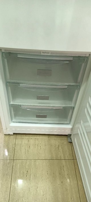 NEVERA COMBI LIEBHERR NO FROST ENERGÍA A+