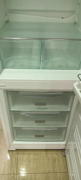 NEVERA COMBI LIEBHERR NO FROST ENERGÍA A+