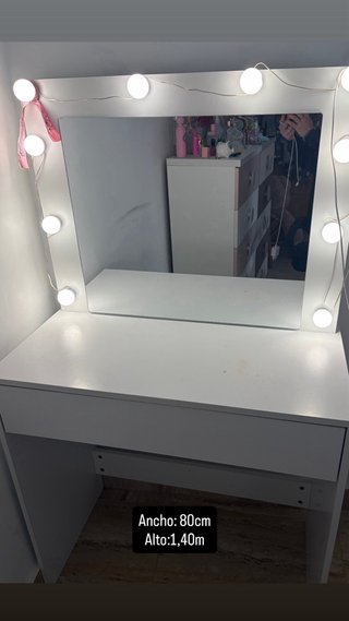 Dormitorio completo: Cama, Tocador, Cómoda y Armar