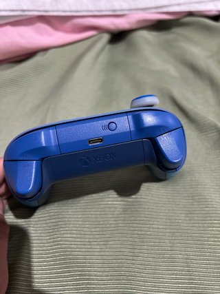 Mando Xbox Series X Aqua Shift