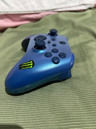 Mando Xbox Series X Aqua Shift