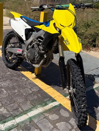 Suzuki RMZ 450 Motocross