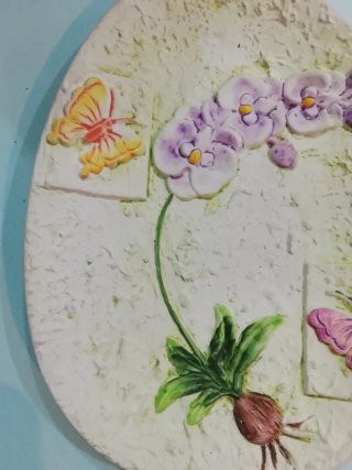 Piattino decorativo in ceramica